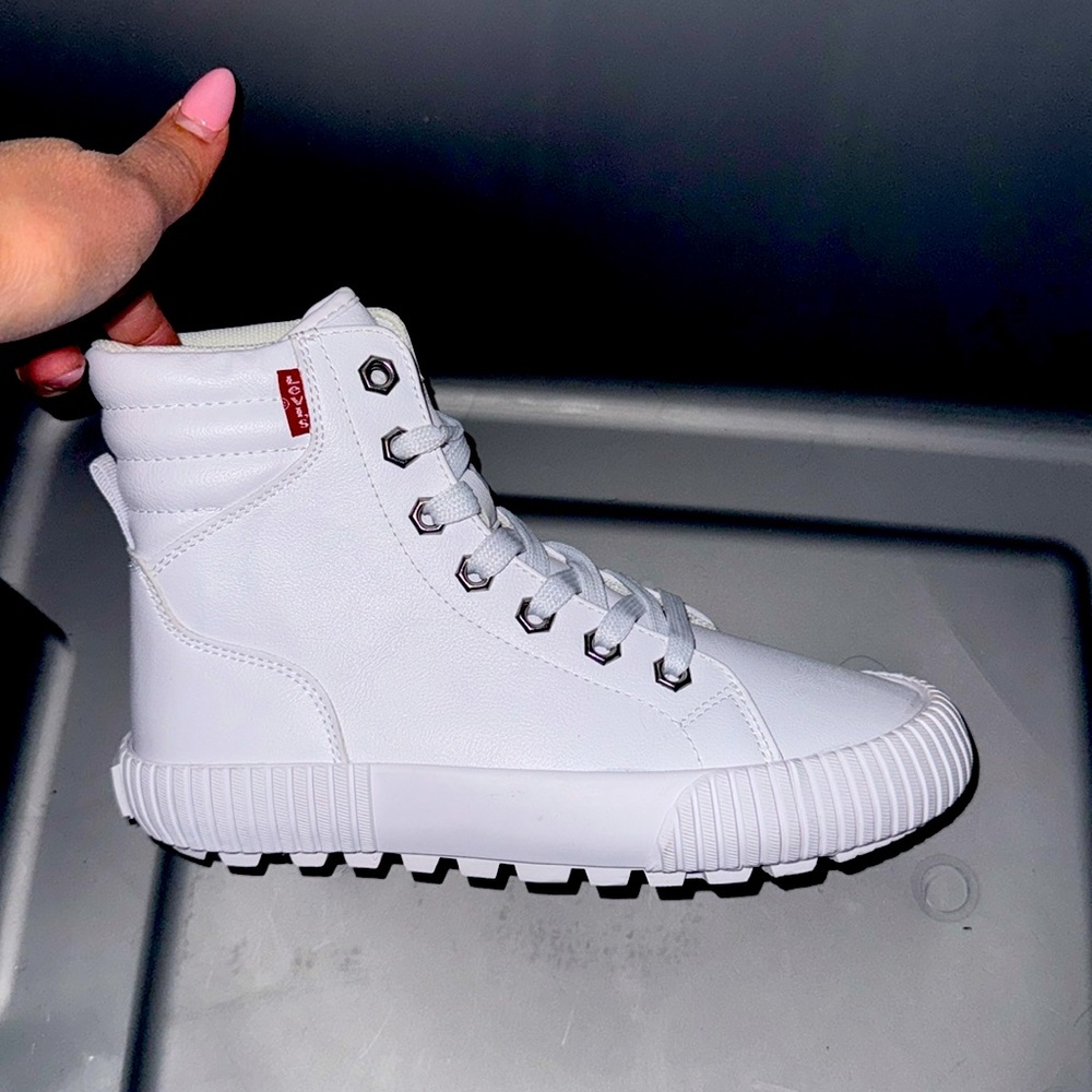 Levi shoes